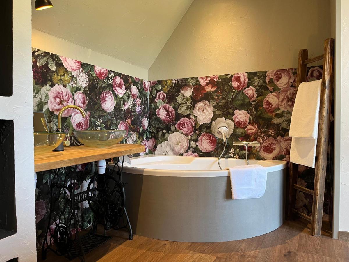 Holiday home Maison D'hote Avec Sauna Et Jacuzzi A La Campagne *